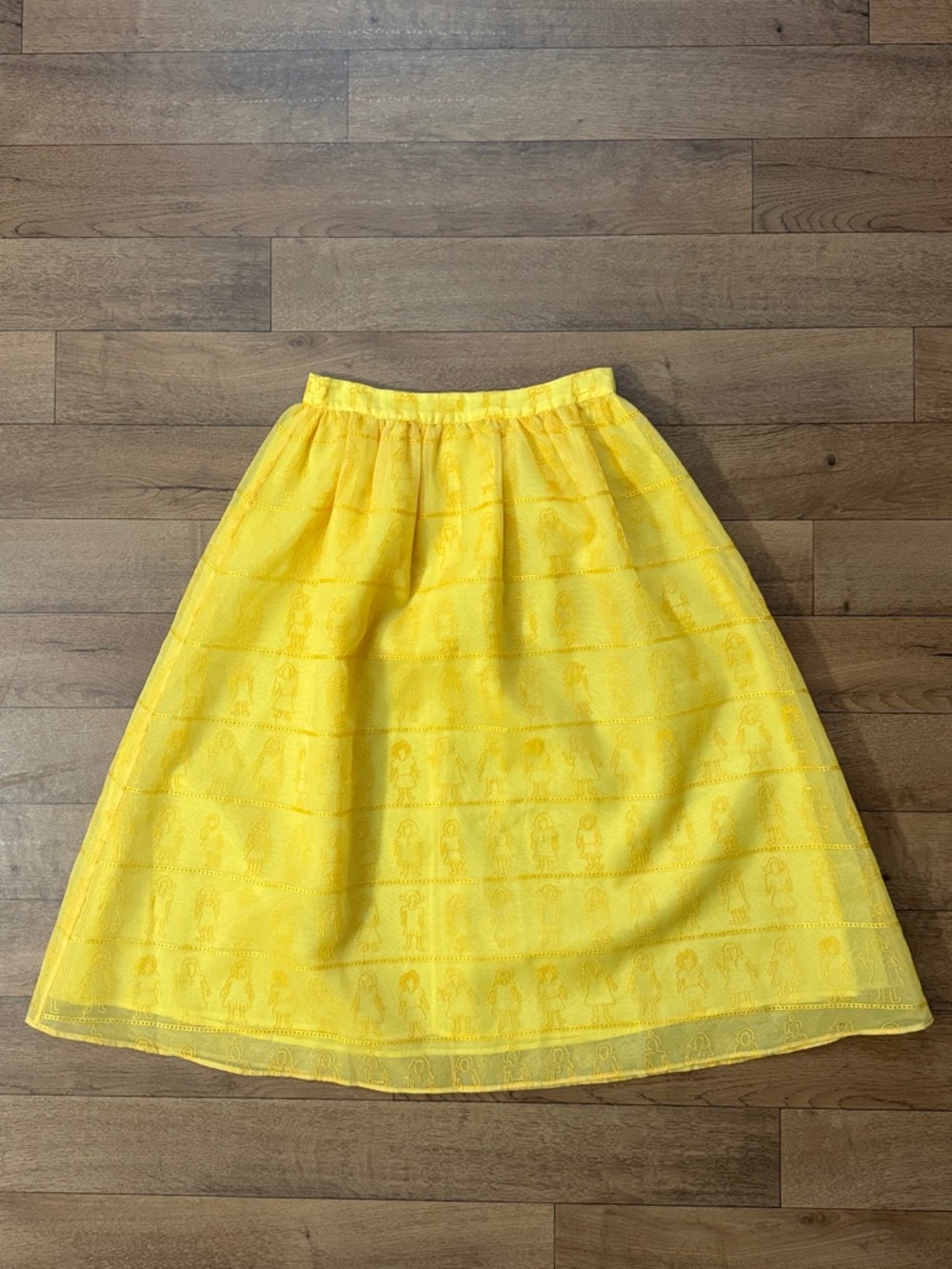 Shrimps Size Medium Artsy Skirt Yellow Gold People Embroidered Pretty Whimsical